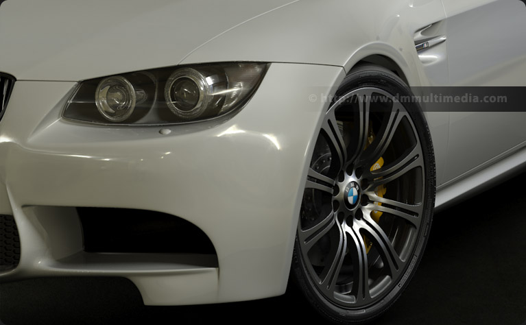 BMW E92 M3 frozen white - close-up